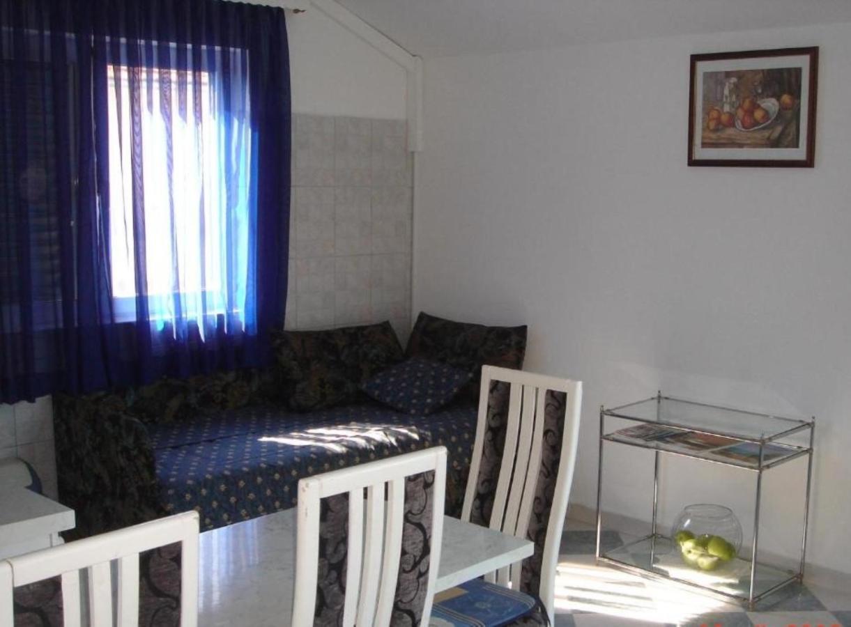 Apartments Aurora Borik Zadar Bagian luar foto